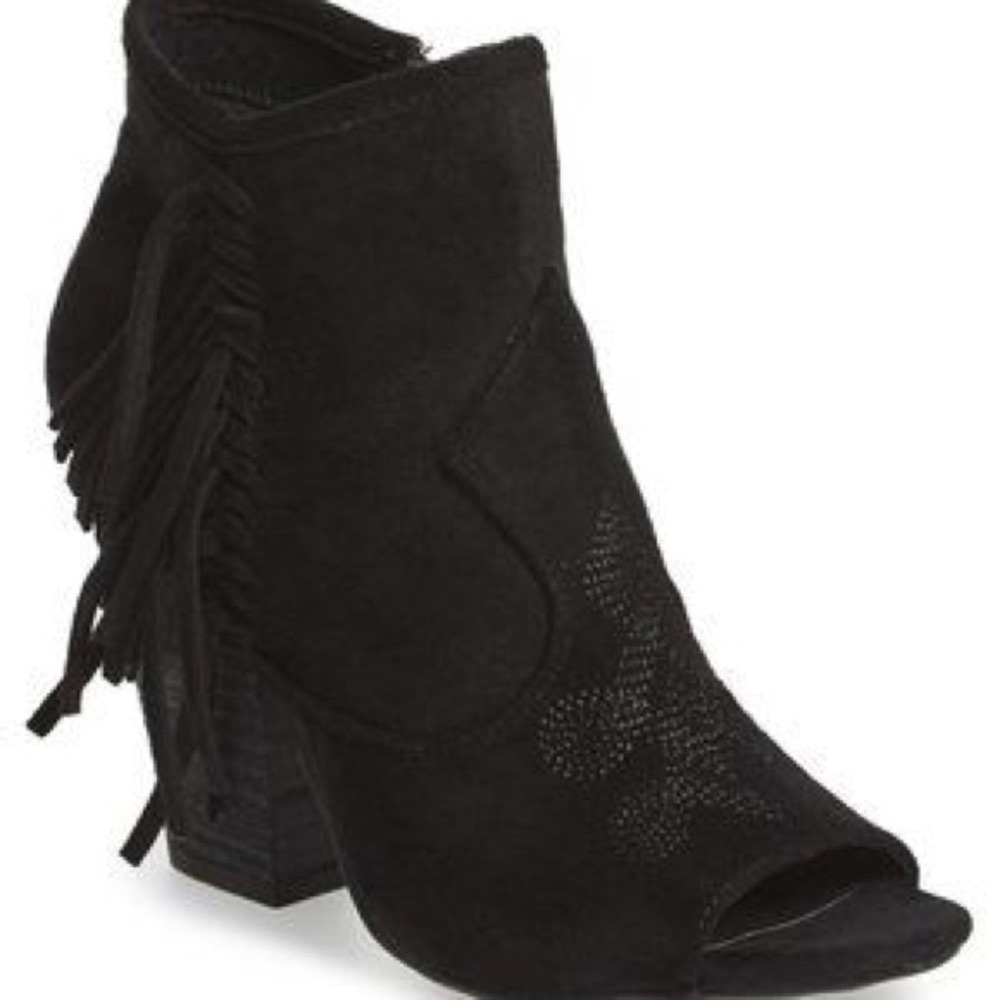 Matisse Arlo Black Booties